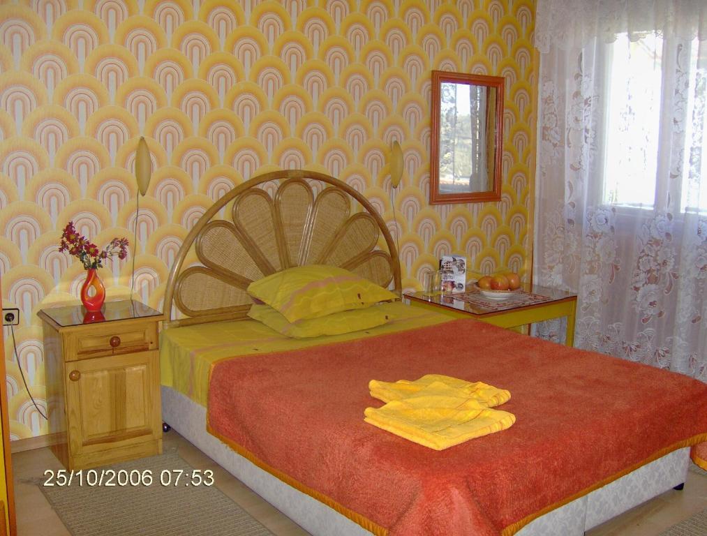Family Hotel Emaly 1 Bankya Quarto foto